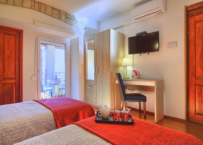 Center & Apartment
