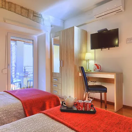 Center & Apartment